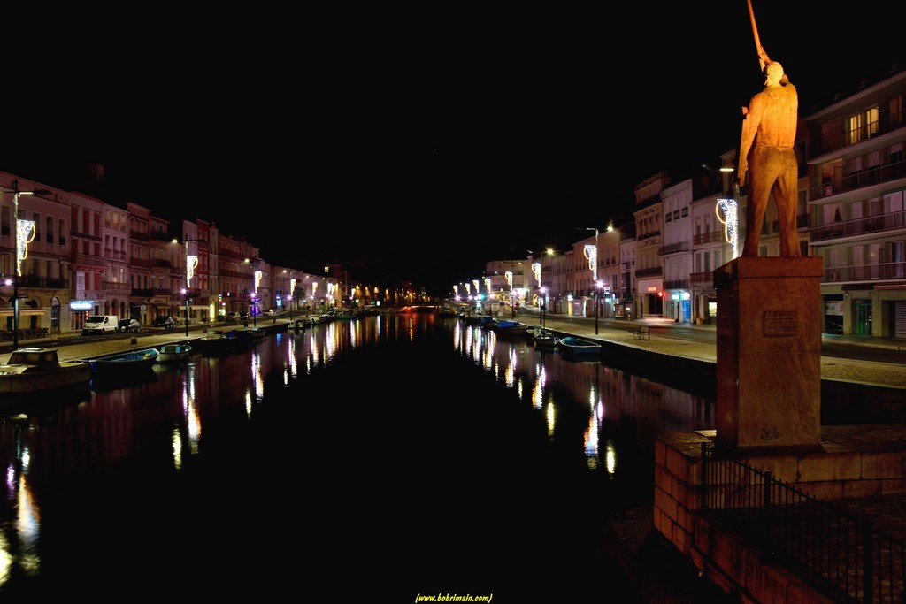 Canal de Séte la nuit