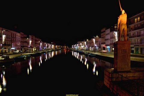 Canal de Séte la nuit